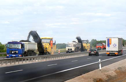 The BOMAG milling machines worked reliably within a tight time frame BOMAG milling machines