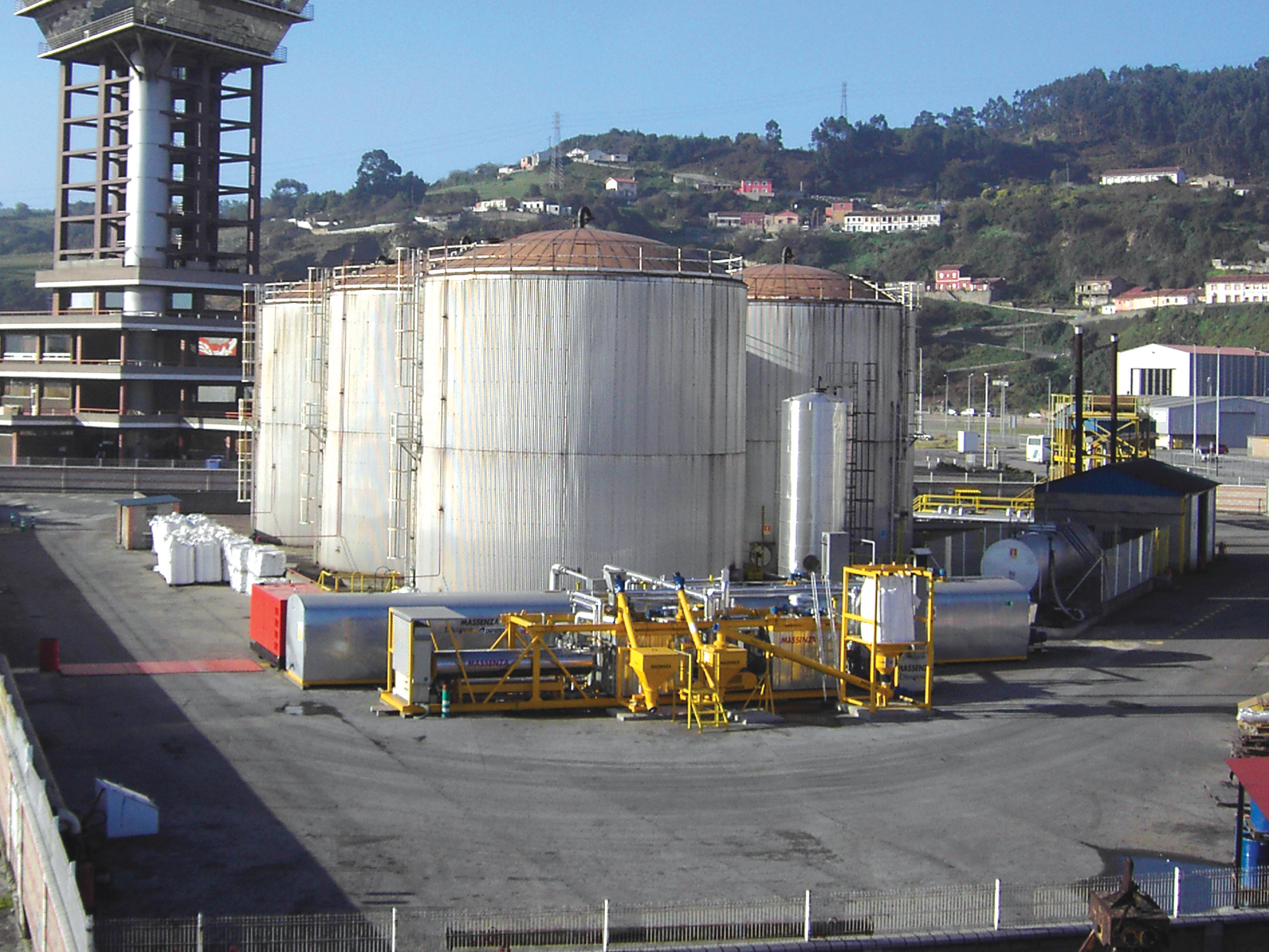 Engineers from Massenza and DITECPESA developed one plant for the production of PMB and crumb rubber modified bitumen DITECPESA plant