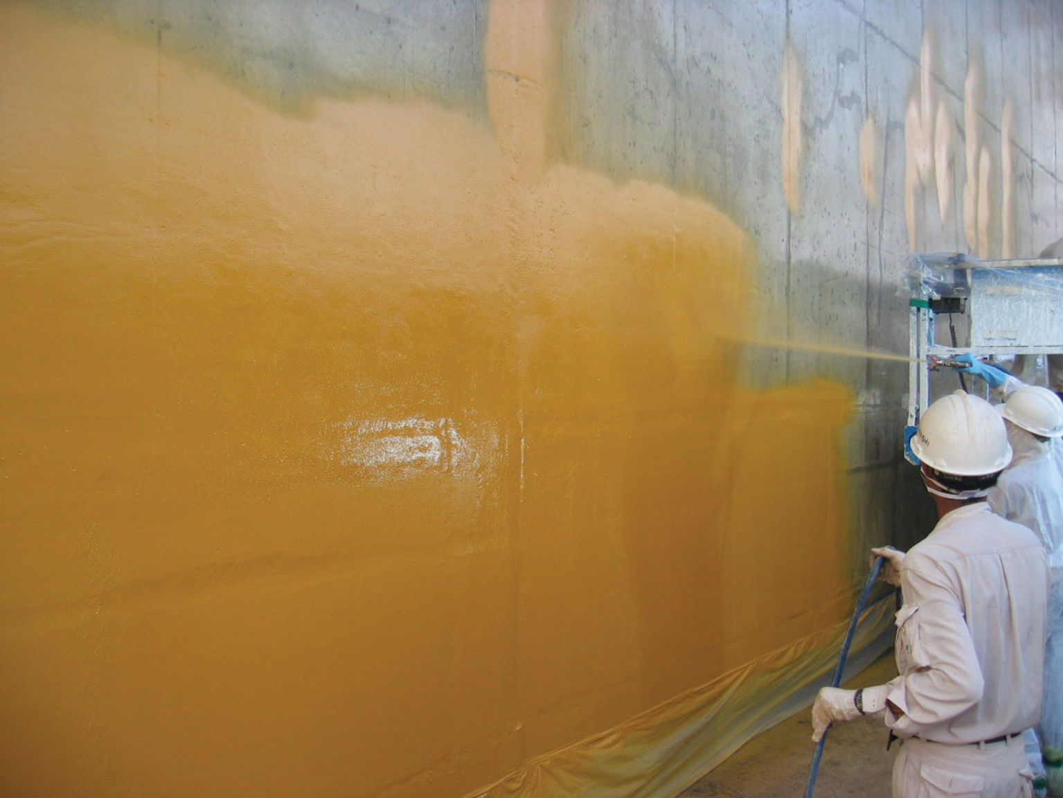 Stirling Lloyd's Integritank waterproofing system is used on the Thu Thiem immersed tube tunnel under the Saigon River in Ho Chi Minh City Stirling Lloyd's Integritank waterproofing system