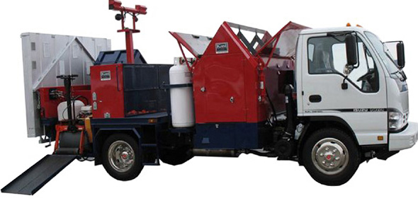 The new asphalt heating system from Kasi Infrared allows faster asphalt repair Asphalt heating system