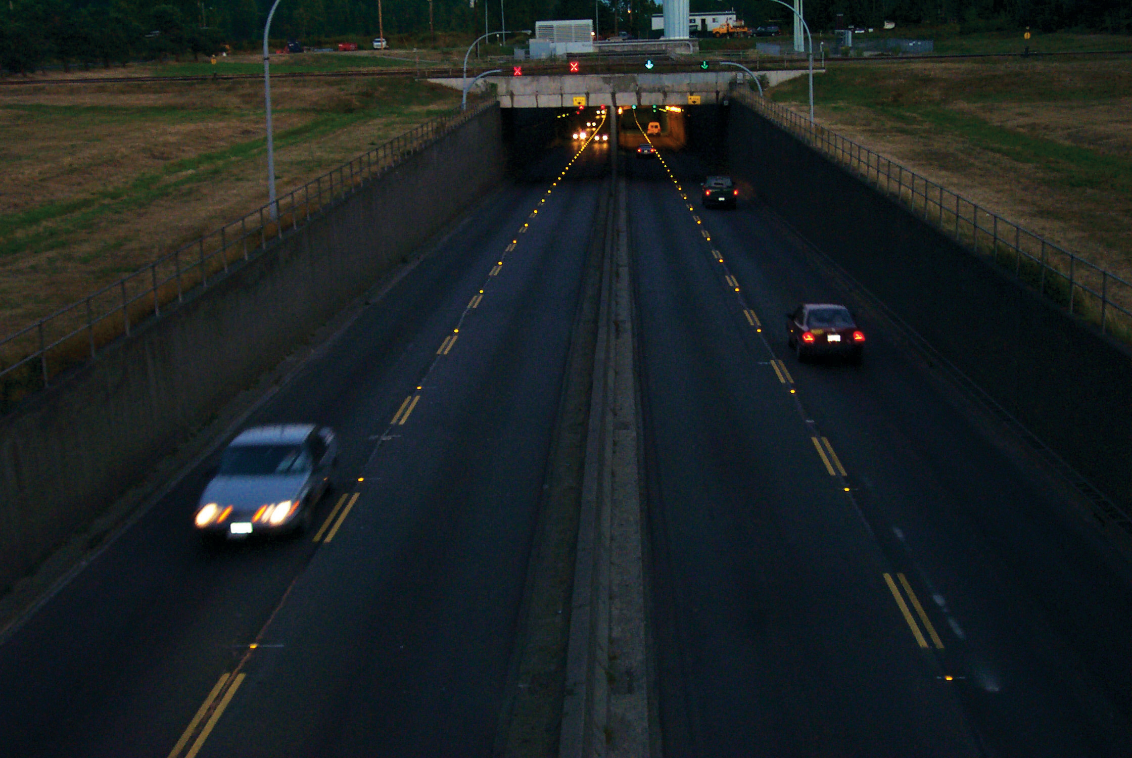 The SmartStud system has been fitted in both the Elbetunnel and Massey Tunnel SmartStud System
