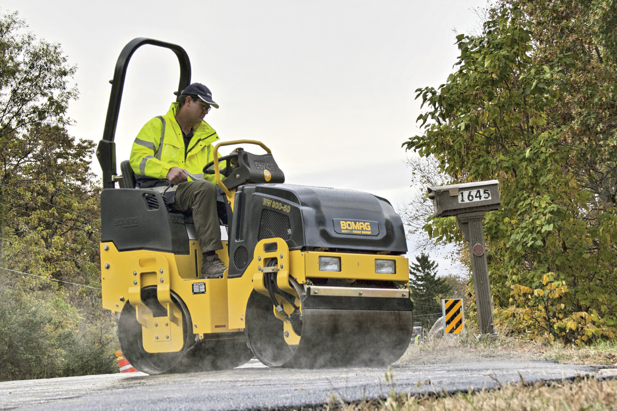 With its petrol power, the compact BOMAG BW900-5 machines designed specifically for the US market BOMAG's BW900-5