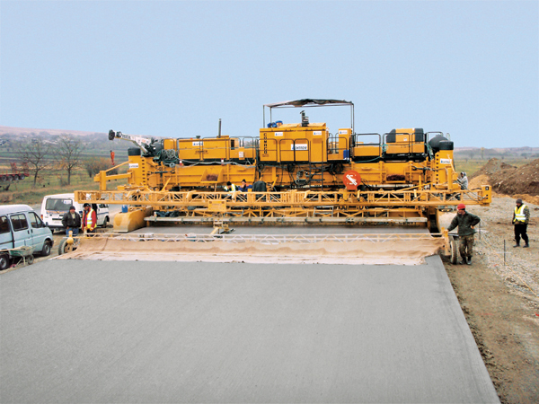 The Israeli contractor achieved high productivity with its GOMACO machine, paving a high tolerance finish GOMACO machine