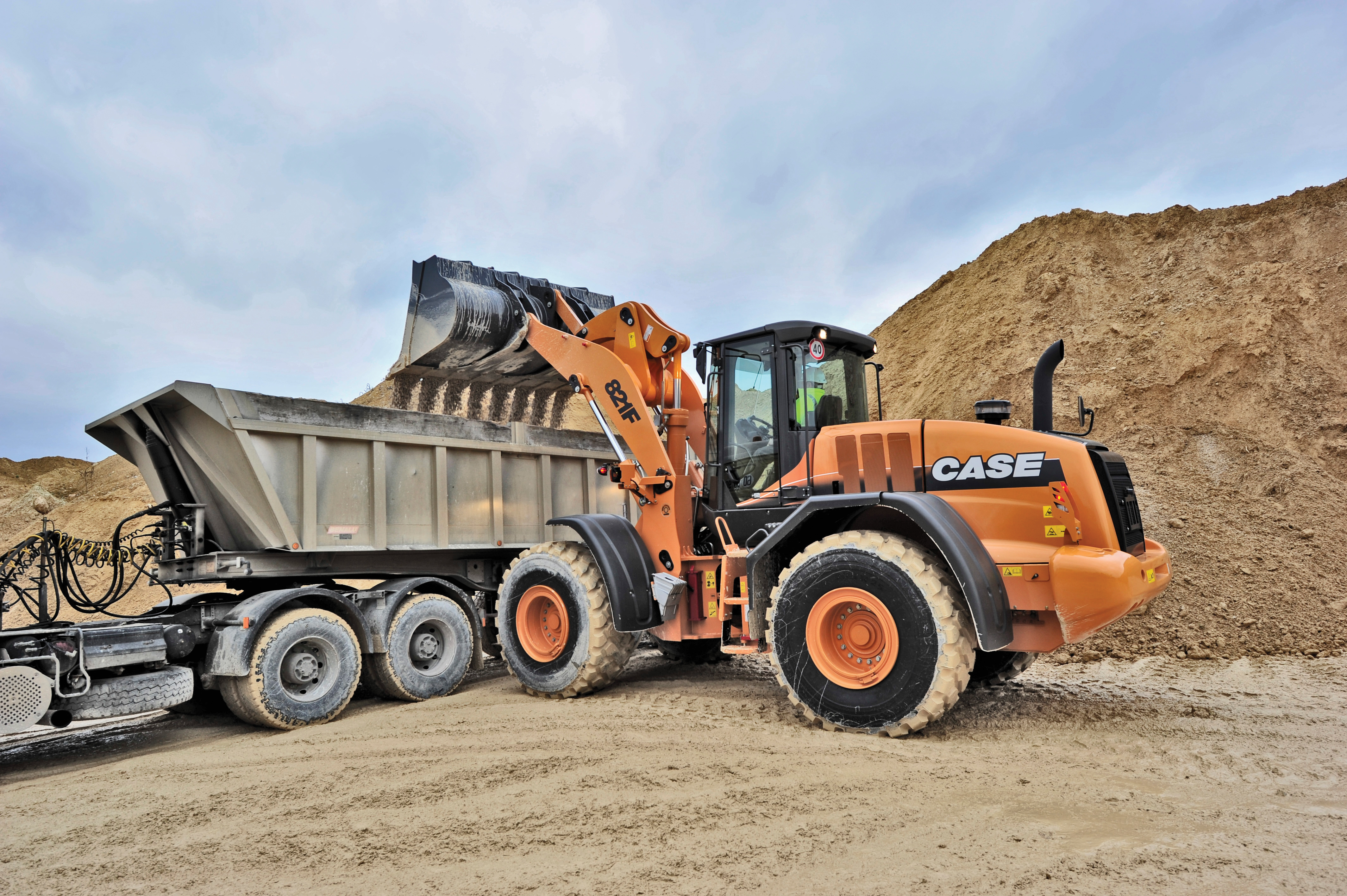 The 821F, one of three new F Series wheeled loaders introduced to European Customers The 821F