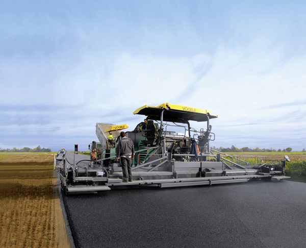 The huge Vogele Super 3000-2 machine was used to pave a mat 12m wide continuously without joints Vogele Super 3000-2