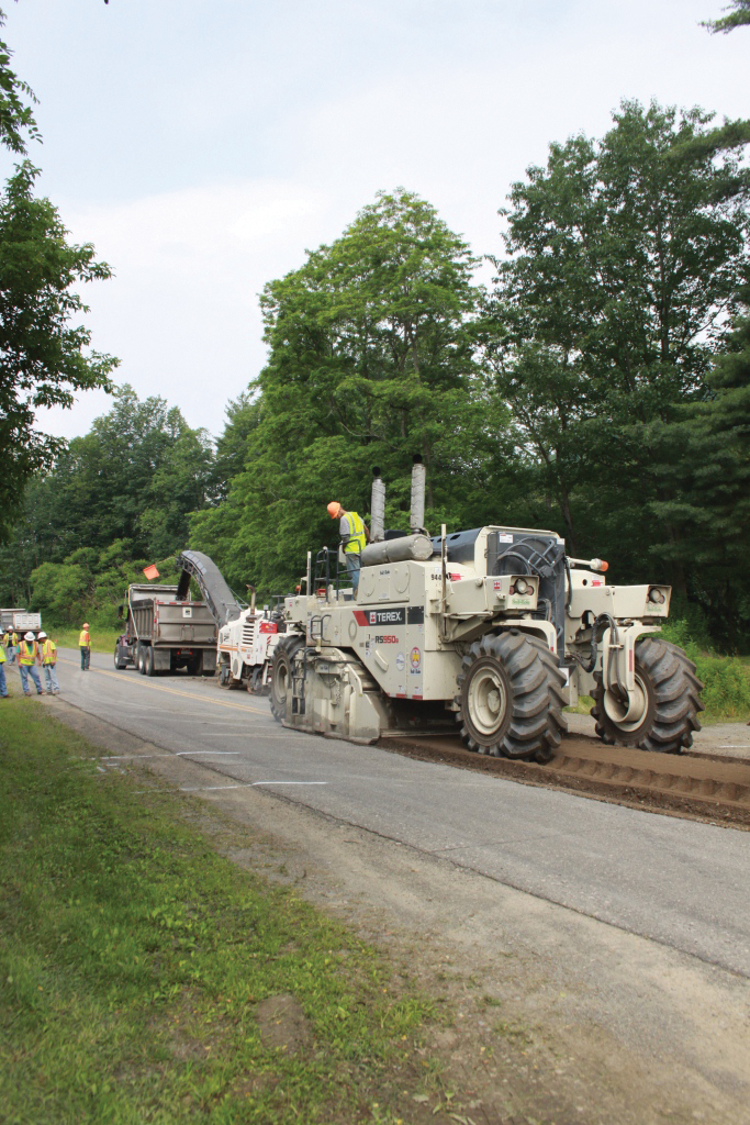The 3m rotor of the RS950 stabiliser/reclaimer was able to reduce the number of passes the contractor carried out 3m rotor of the RS950 stabiliser/reclaimer