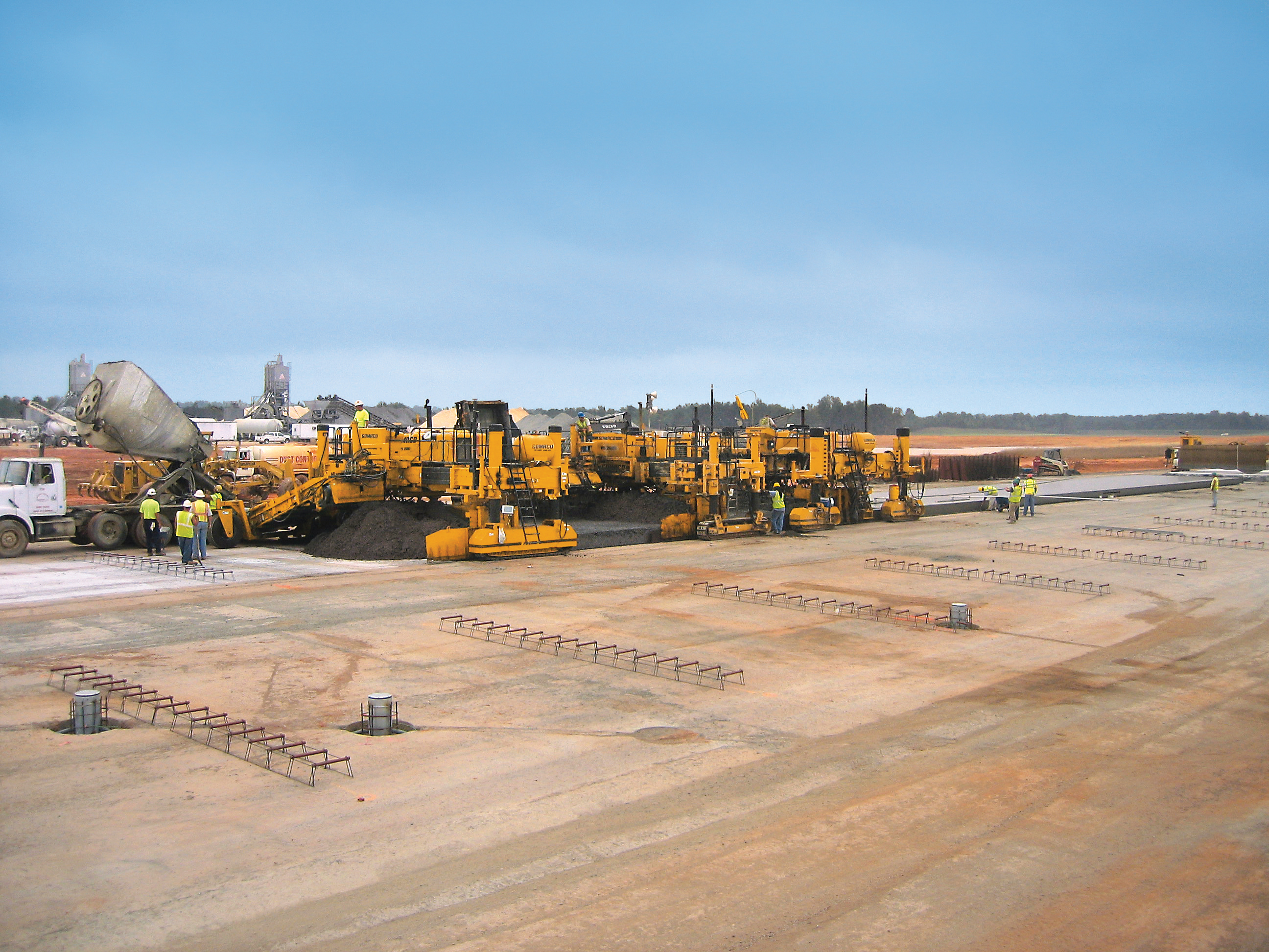 The sophisticated paving control package from Leica Geosystems is also offered through GOMACO due to its partnership with the firm paving control package from Leica Geosystems