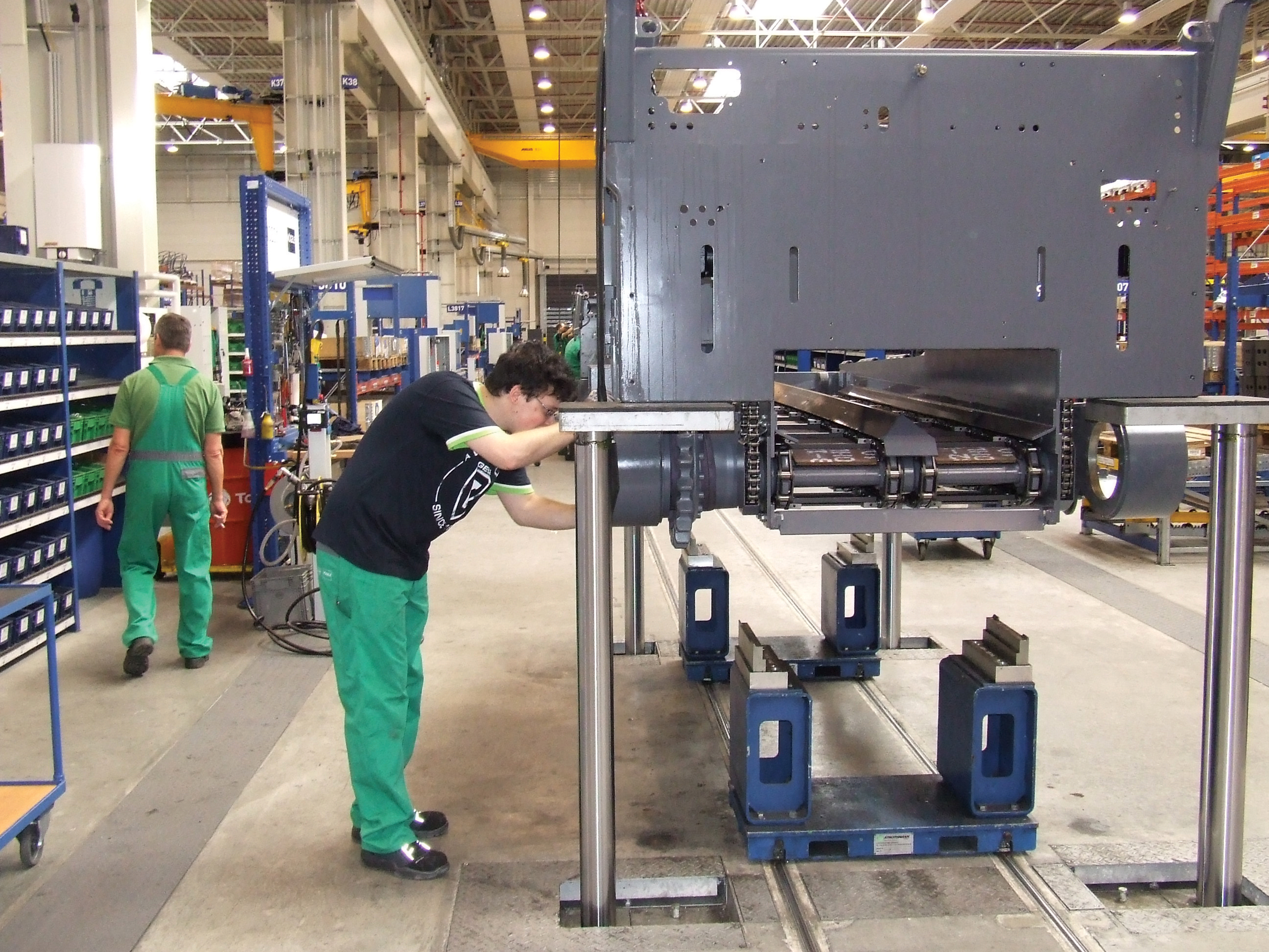Attention to detail is paid to quality for all the pavers built at the plant, whether compact or large. pavers built at the plant