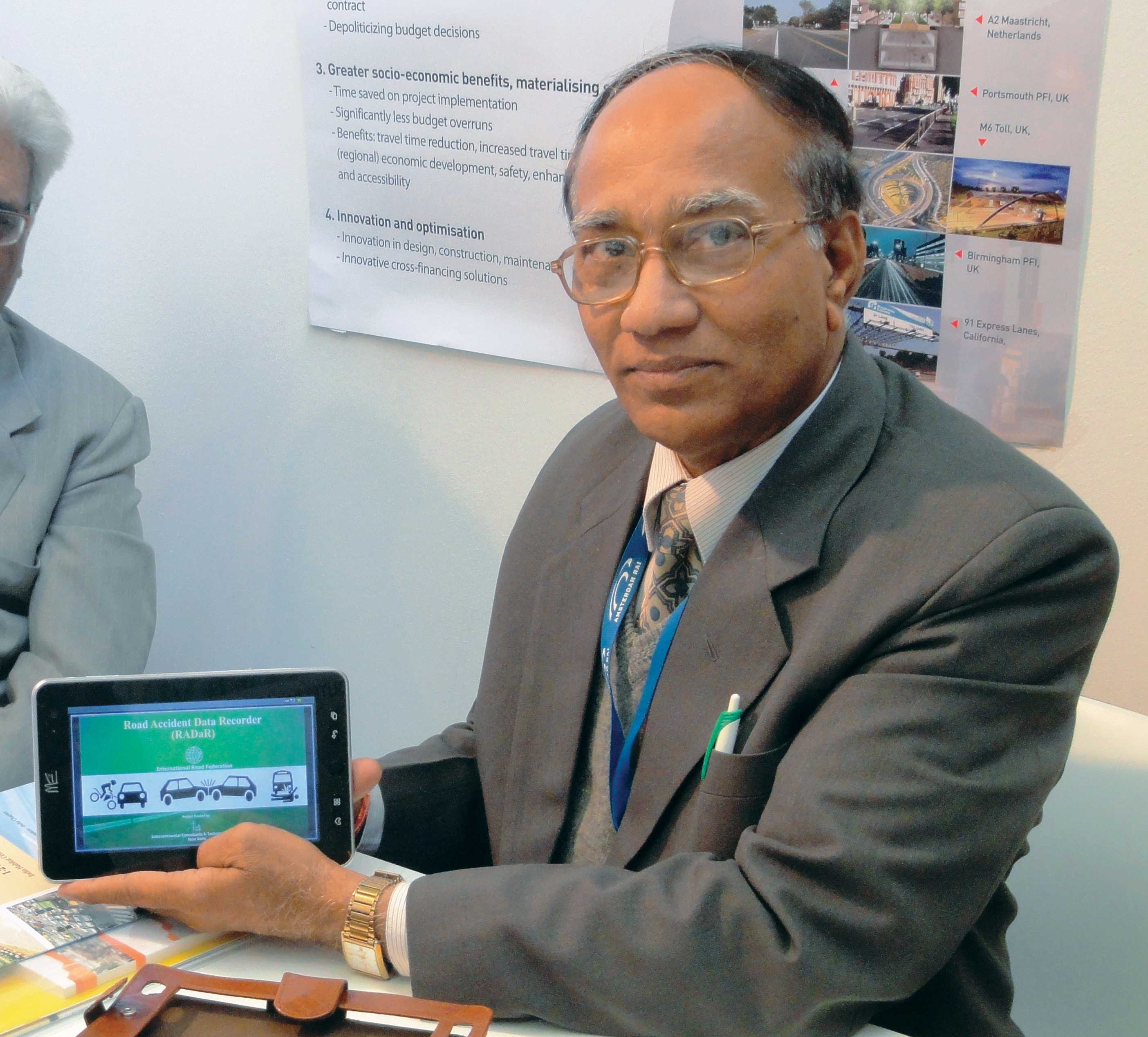 Professor P.K Sikdar demonstrates the RADaR model being field tested by the New Delhi traffic police Professor P.K Sikdar