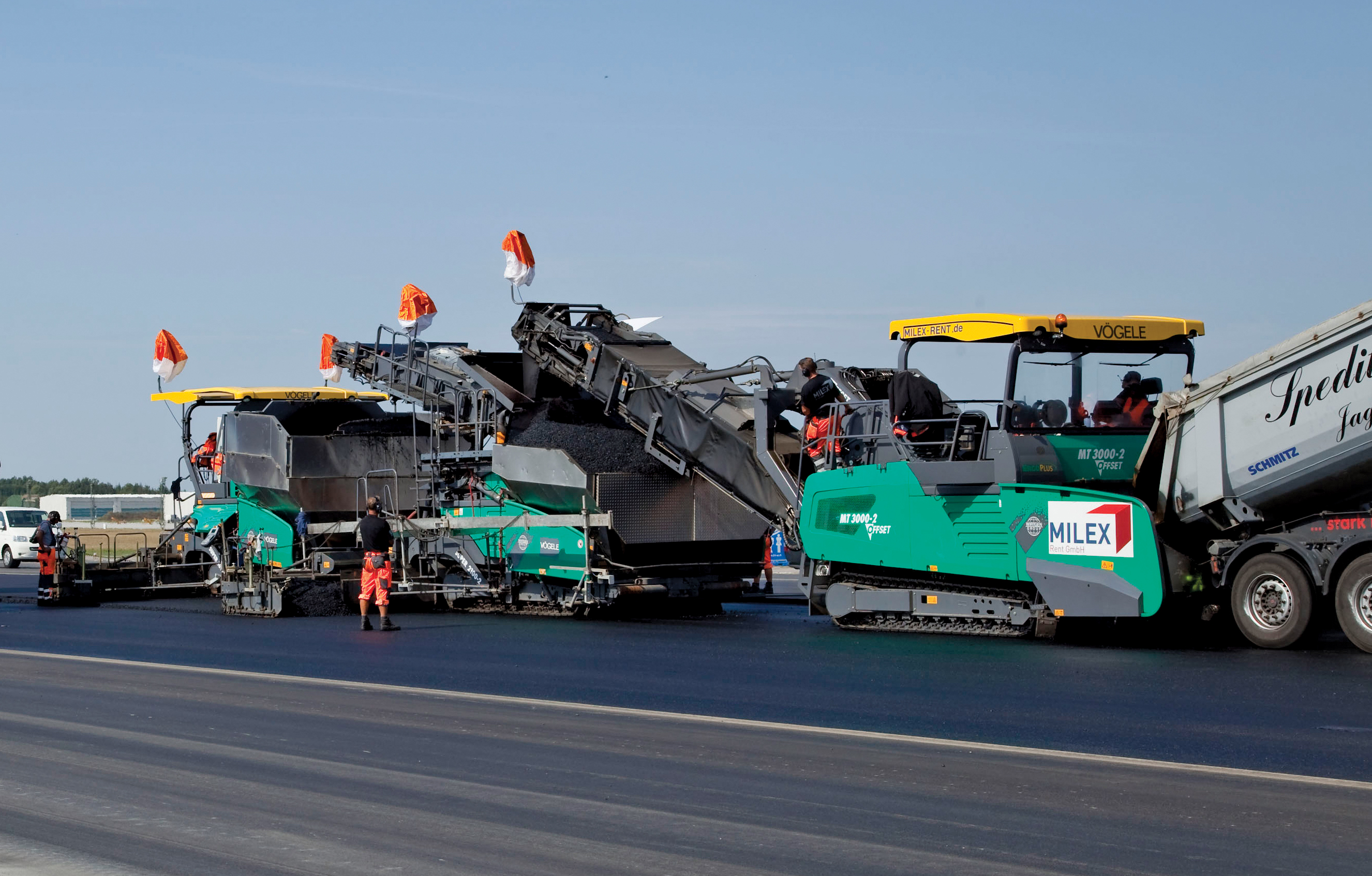 The novel InLine Pave system from Vögele now has acceptance for use on Germany’s road network InLine Pave system from Vögele