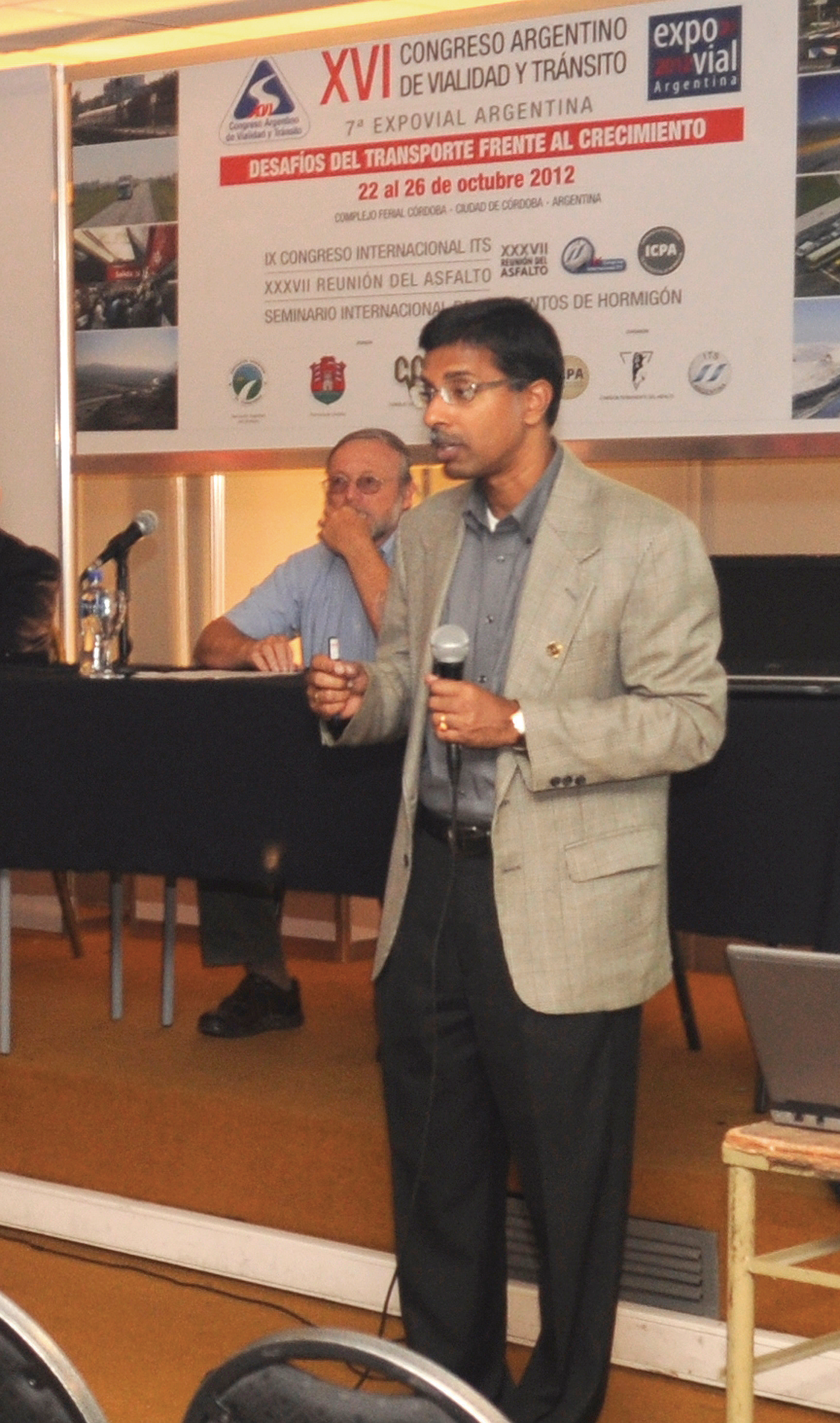 Professor Ram M Pendyala spoke at the IRF’s recent workshop on environmental protection and the impacts of climate change in Cordoba, Argentina
Professor Ram M Pendyala