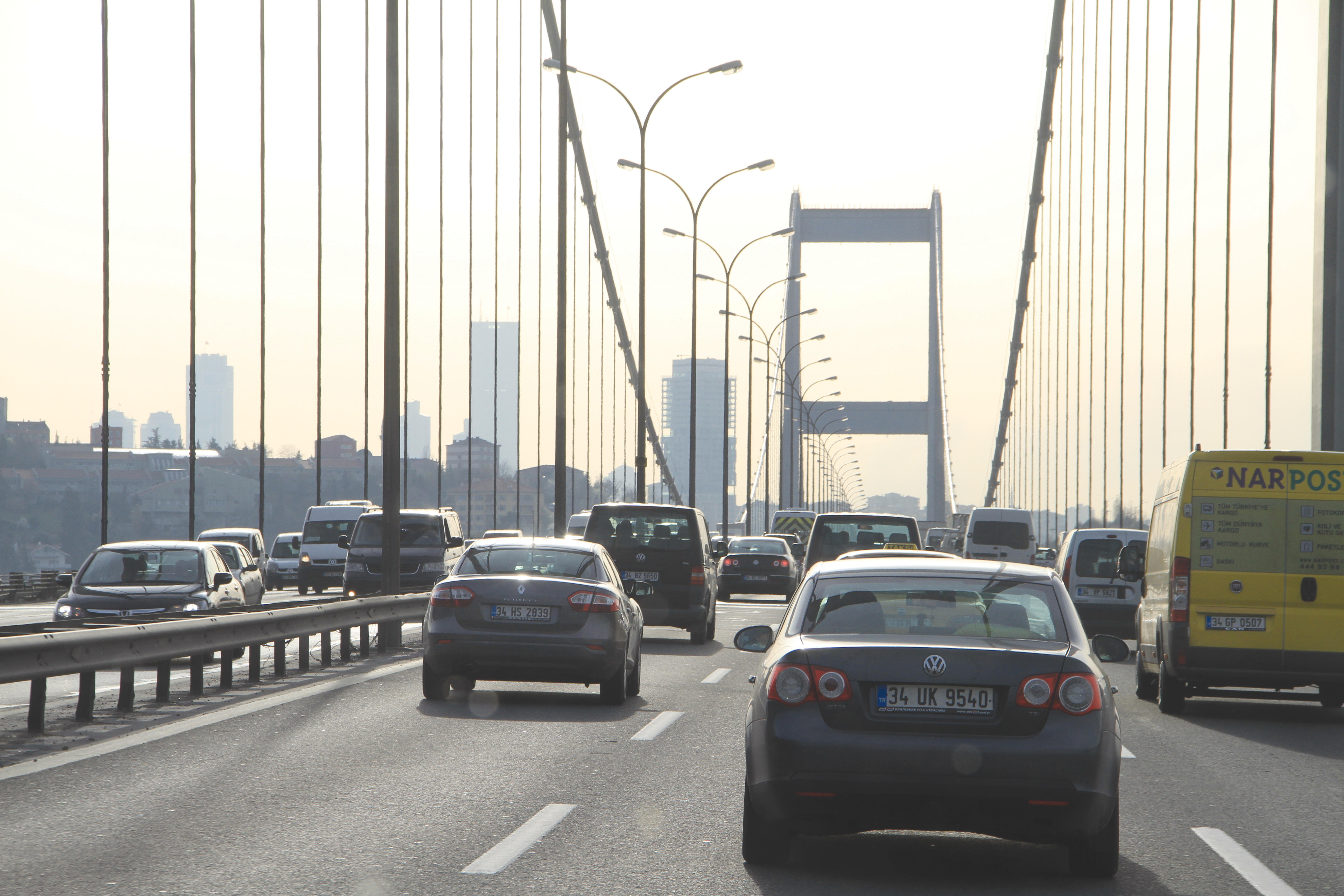 Heavy congestion on the existing crossings over the Istanbul Strait leads to long delays for drivers, which an additional crossing will help address suspension bridge on the Istanbul Strait
