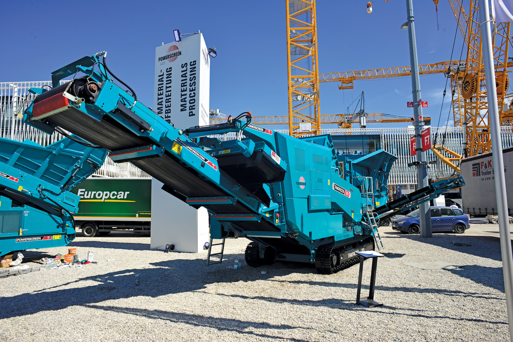 Powerscreen’s powerful tracked crusher can produce high quality material Powerscreen’s powerful tracked crusher