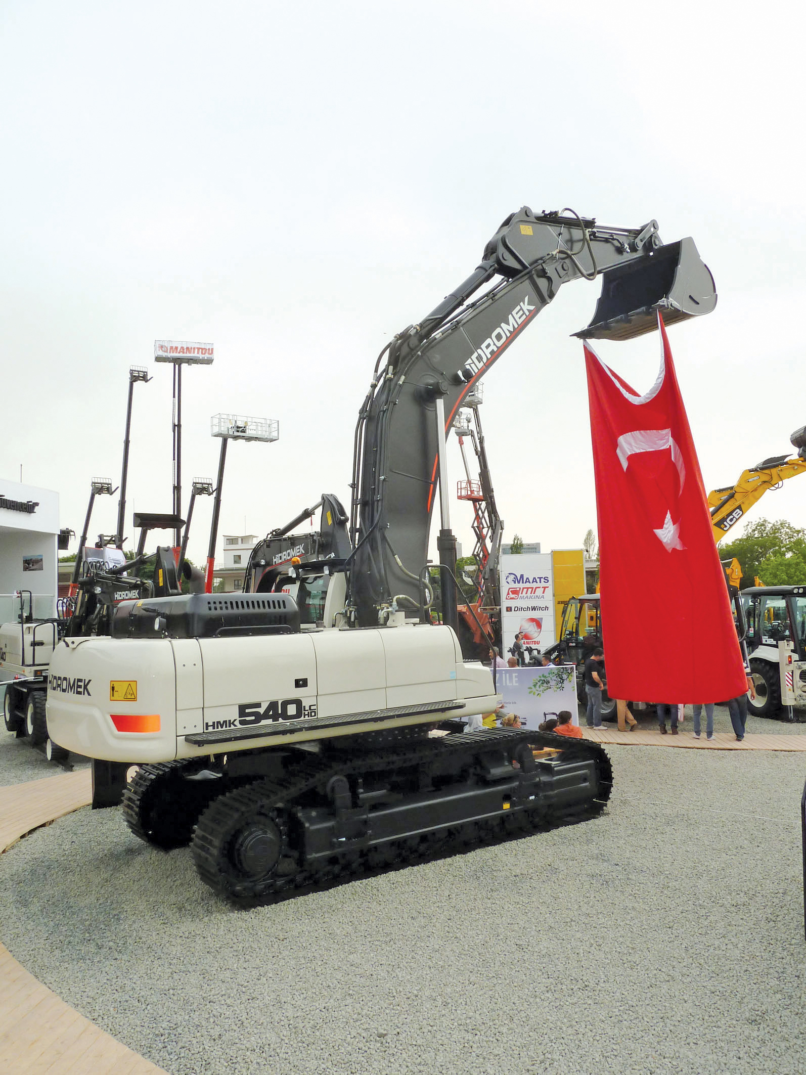 The HMK540 is currently Hidromek’s largest excavator but new machines are also coming HMK540 Hidromek’s largest excavator