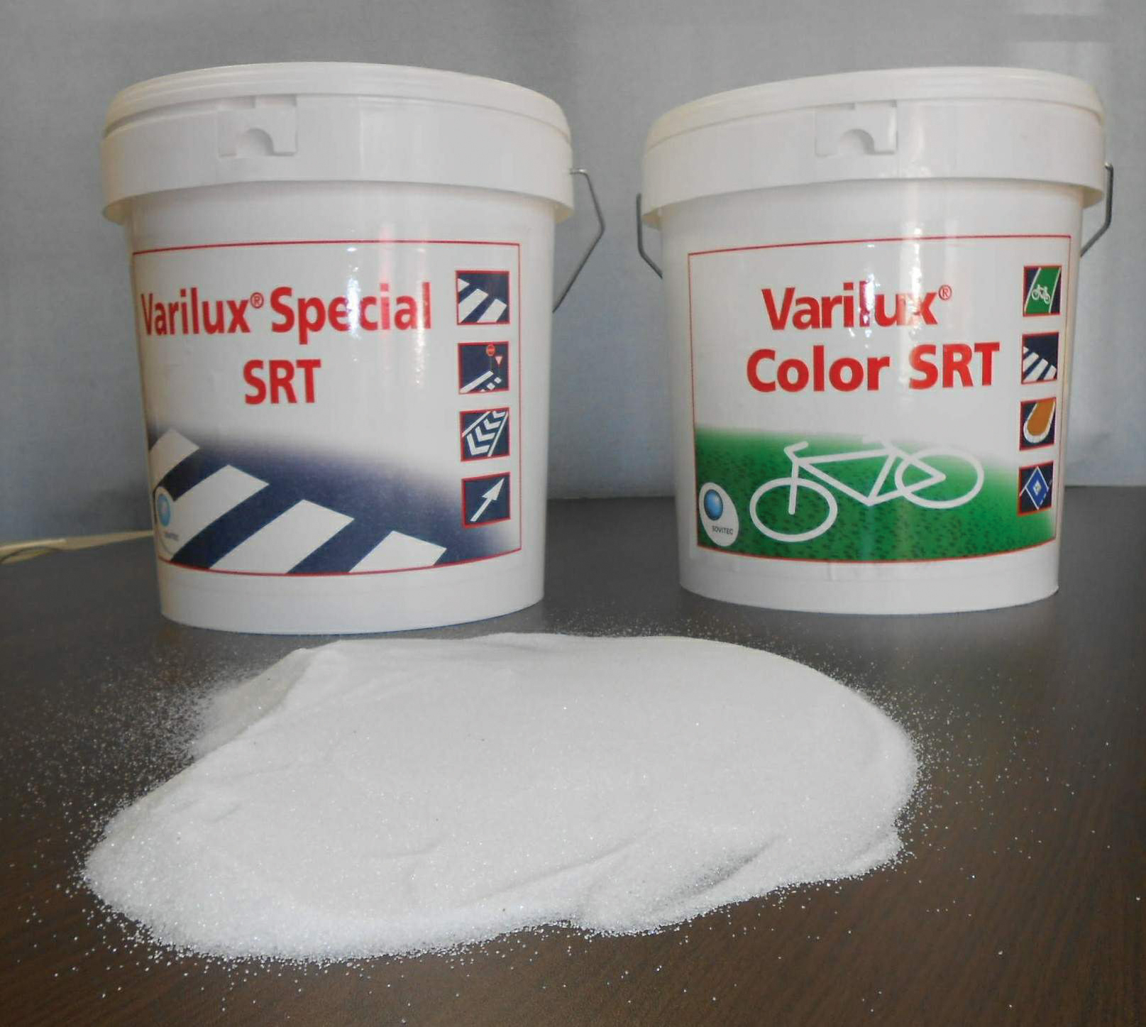 Sovitec offers its Varilux Special and Varilux Color mixtures in 20kg resealable plastic buckets Sovitec Varilux Color mixtures in plastic buckets