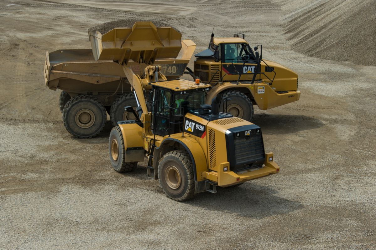 Caterpillar claims its new wheeled loaders offer increased output Caterpillar 972loader