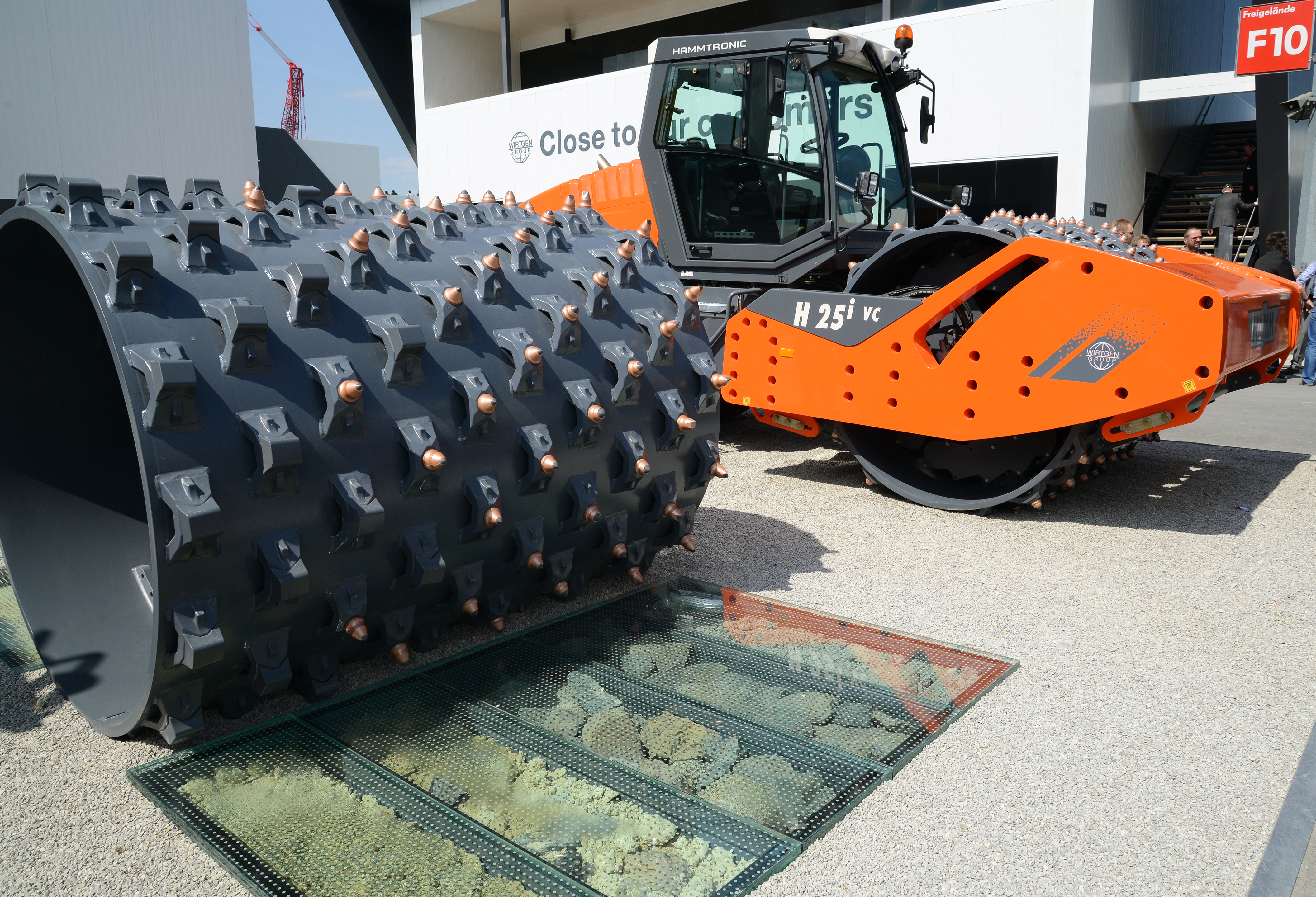 Hamm is offering versatile compaction recycling capabilities Hamm H 25i VC model