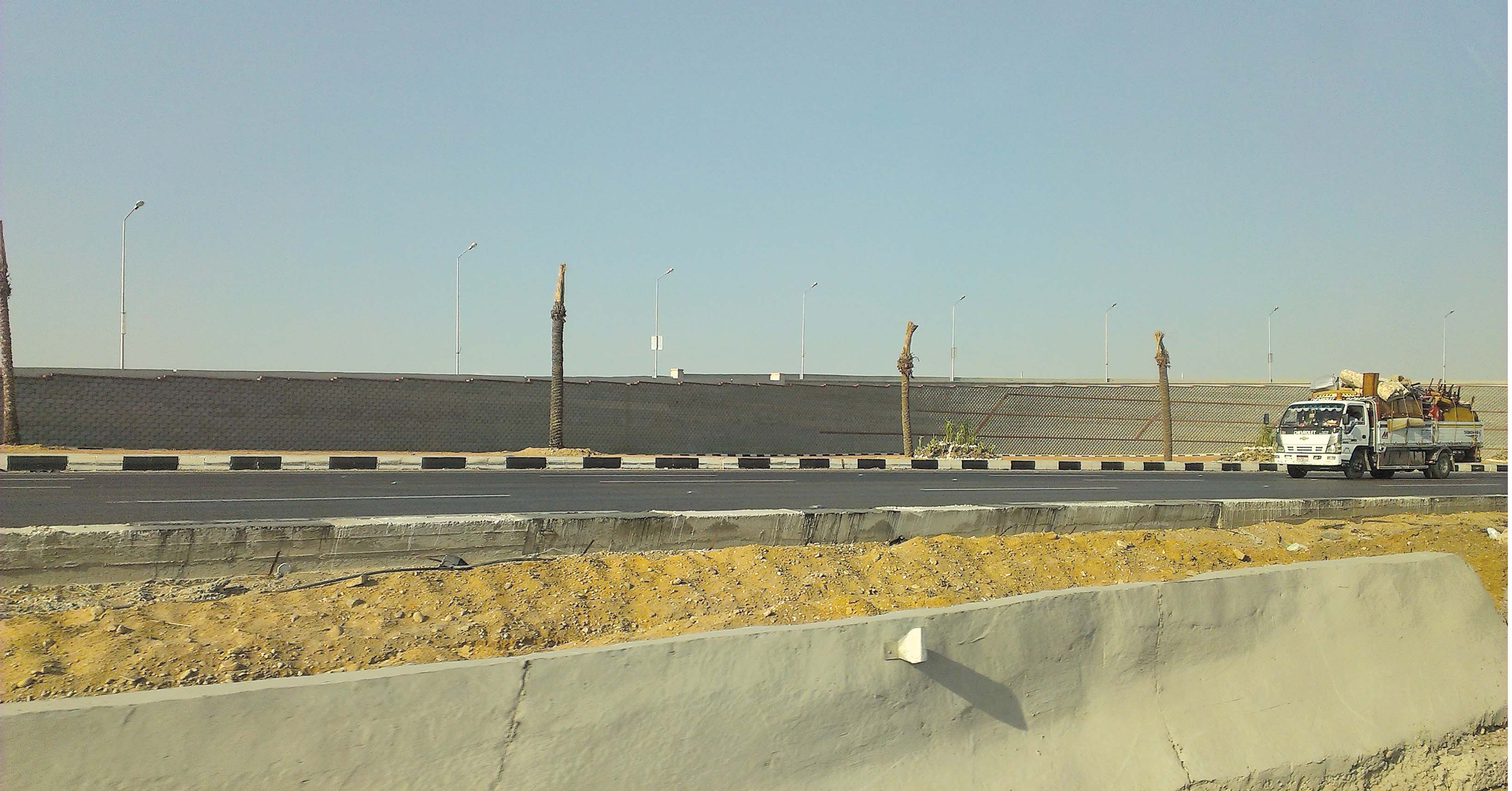 The upgraded Cairo-Ismaïlia Desert Road will be able to carry more traffic than before
Cairo-Ismaïlia Desert Road