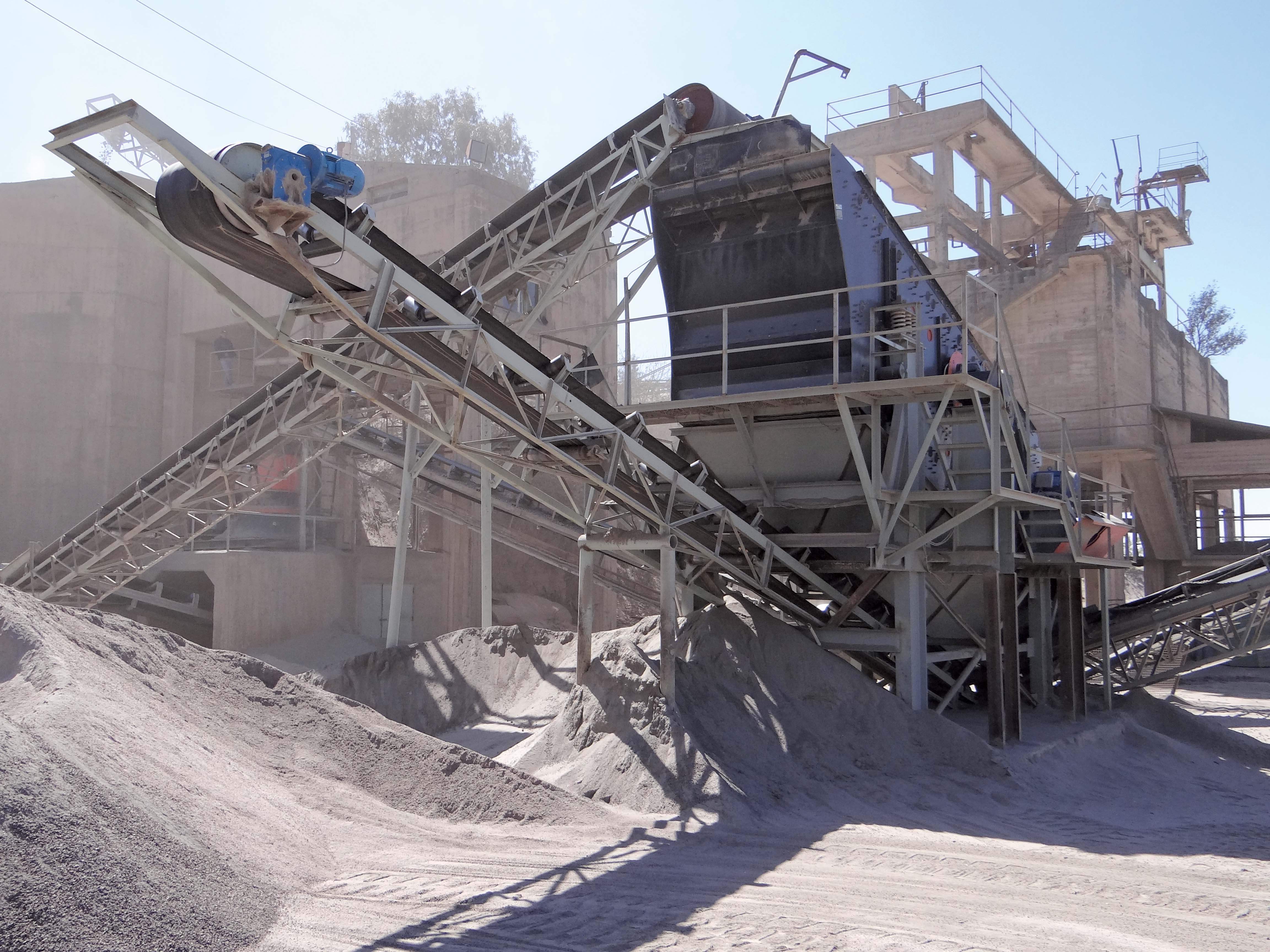 The Sandvik SC2473 screen purchased by Canteras Amadeo Sandvik SC2473 screen