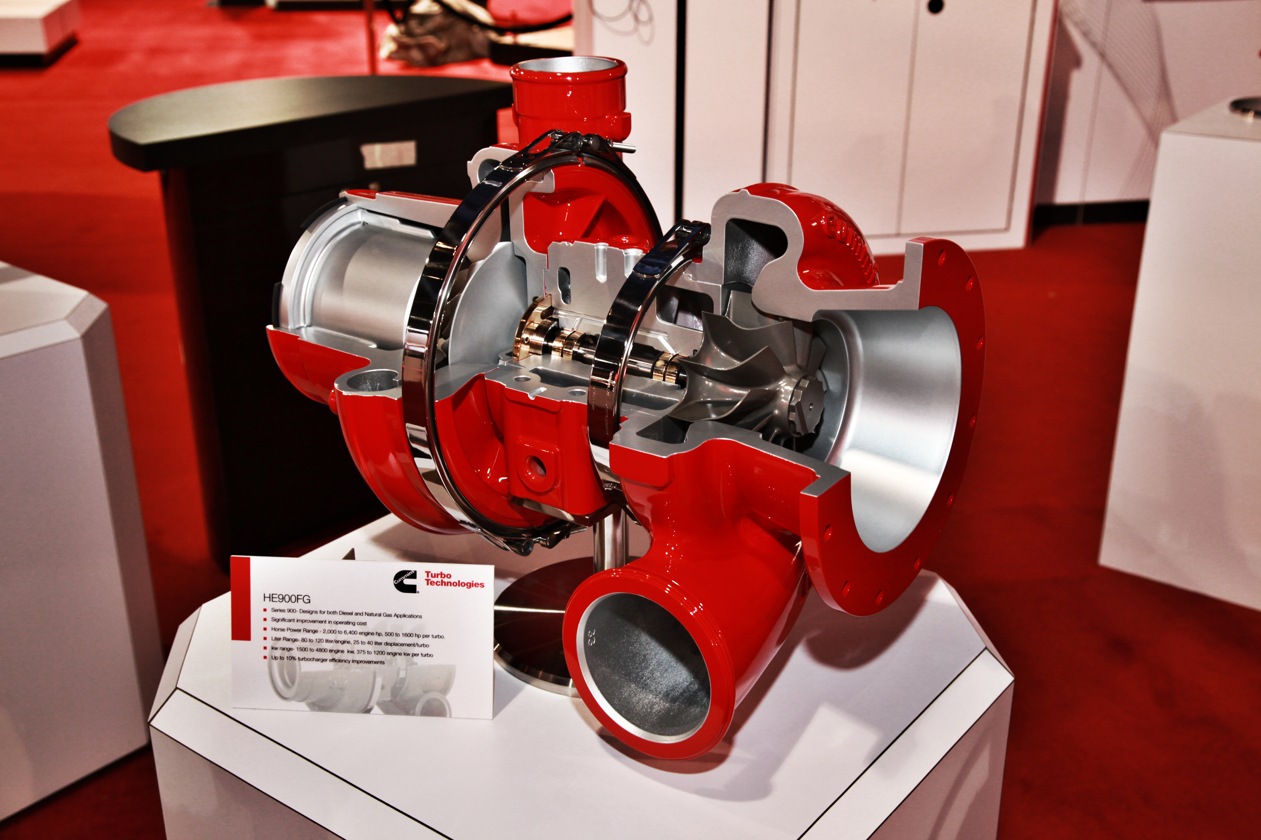Cummins is offering innovative low emission technologies at Conexpo. Cummins HE900FS