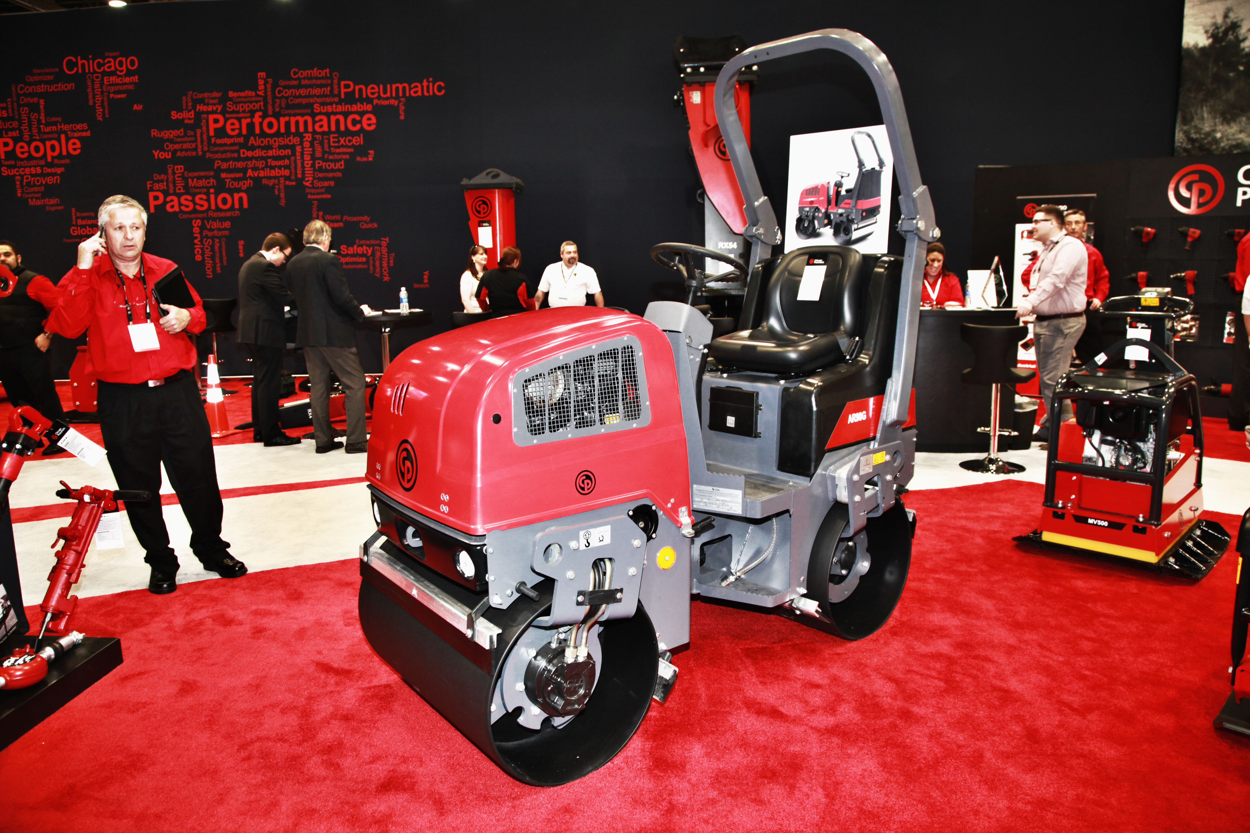 Chicago Pneumatic AR90G Roller Chicago Pneumatic ride on rollers