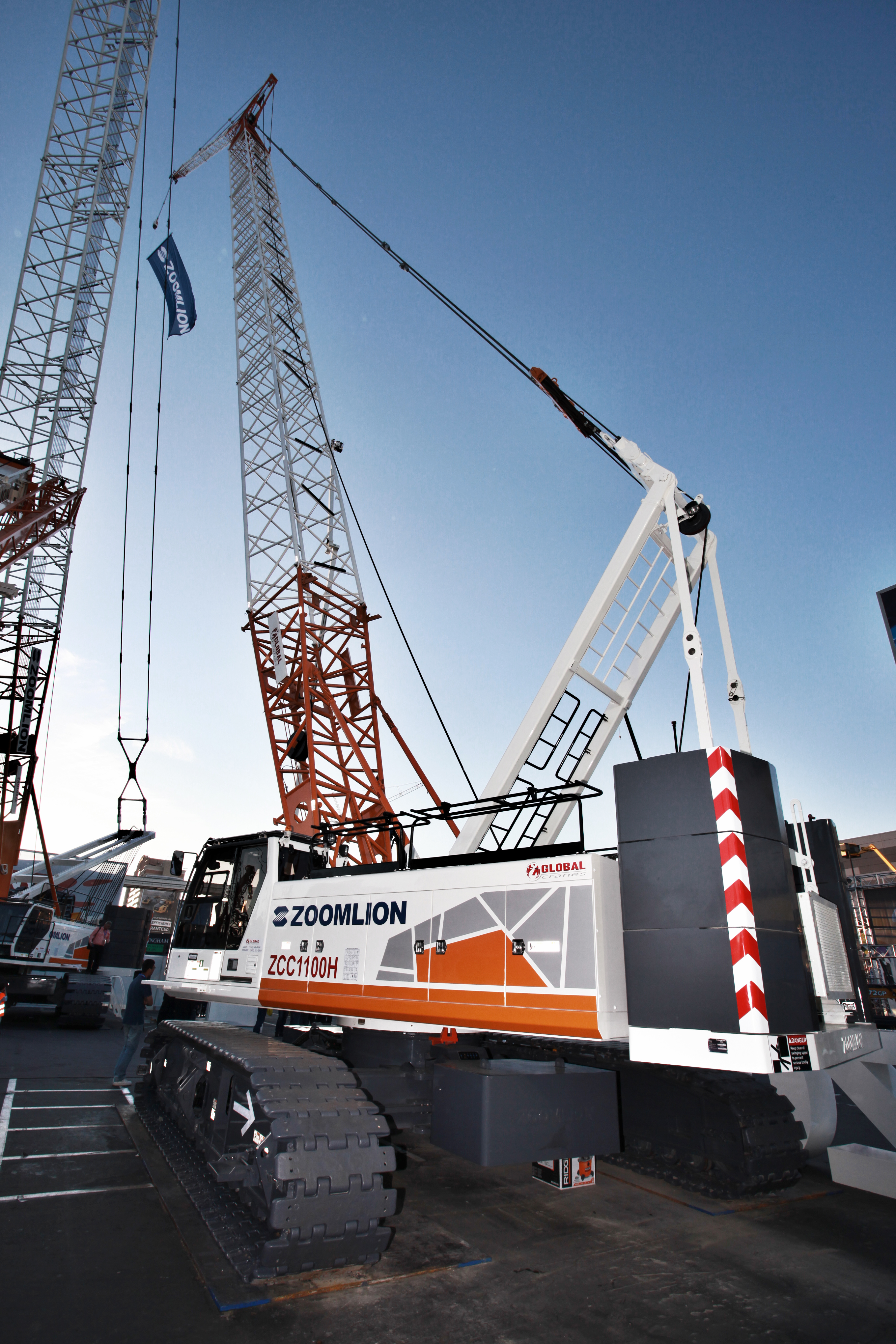 Zoomlion’s new RT series of mobile cranes zoomlion RT65