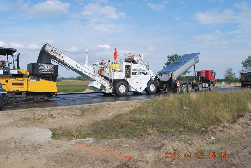 Surface finish has been optimised due to the use of material transfer equipment from Roadtec Roadtec Surface finish