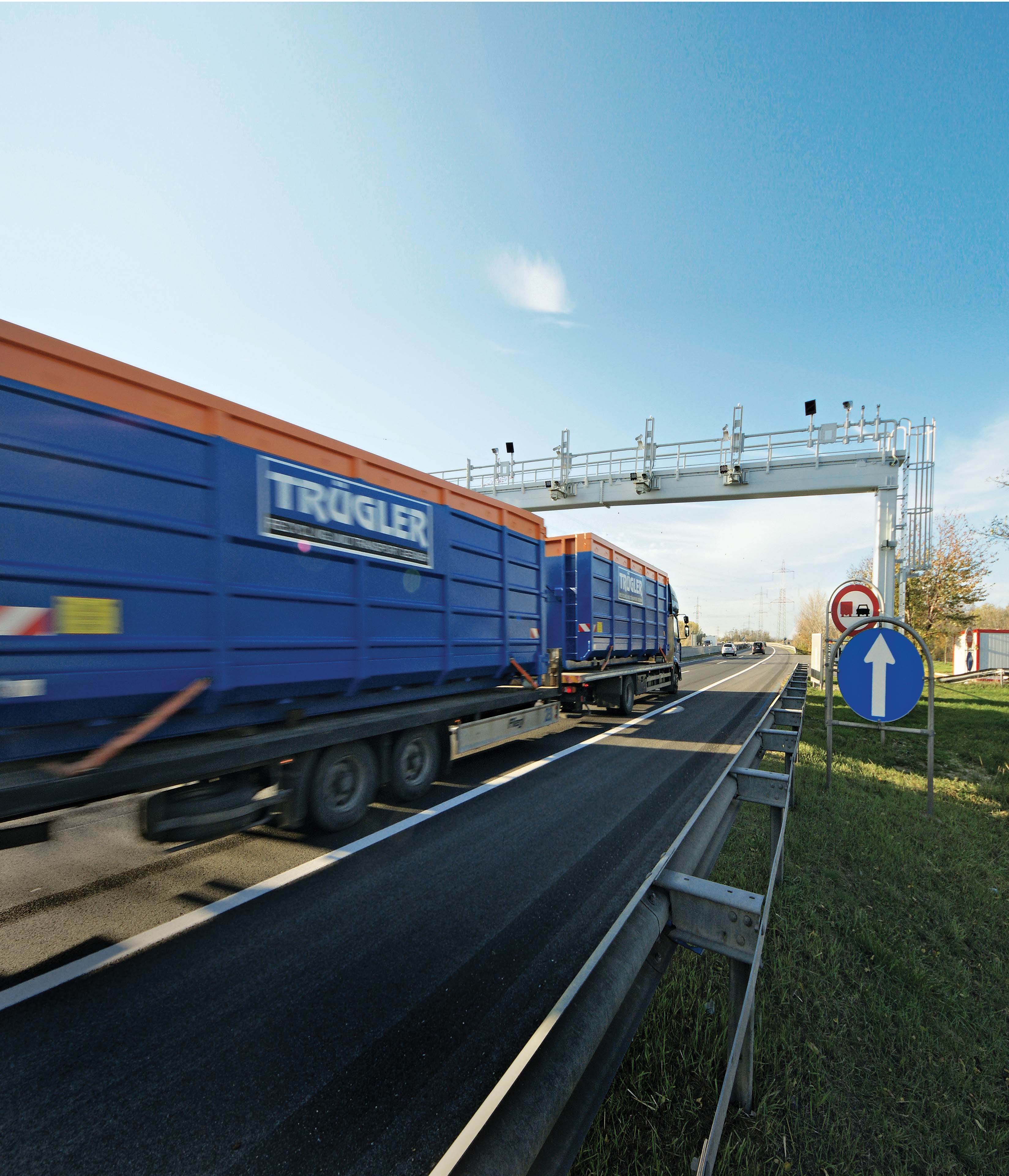 Siemens’ Sitraffic Sensus on-board unit has been designed for use with all tolling technologies and can use GPS, GLONASS or GALILEO to calculate a vehicle’s position Siemens’ Sitraffic Sensus on-board unit