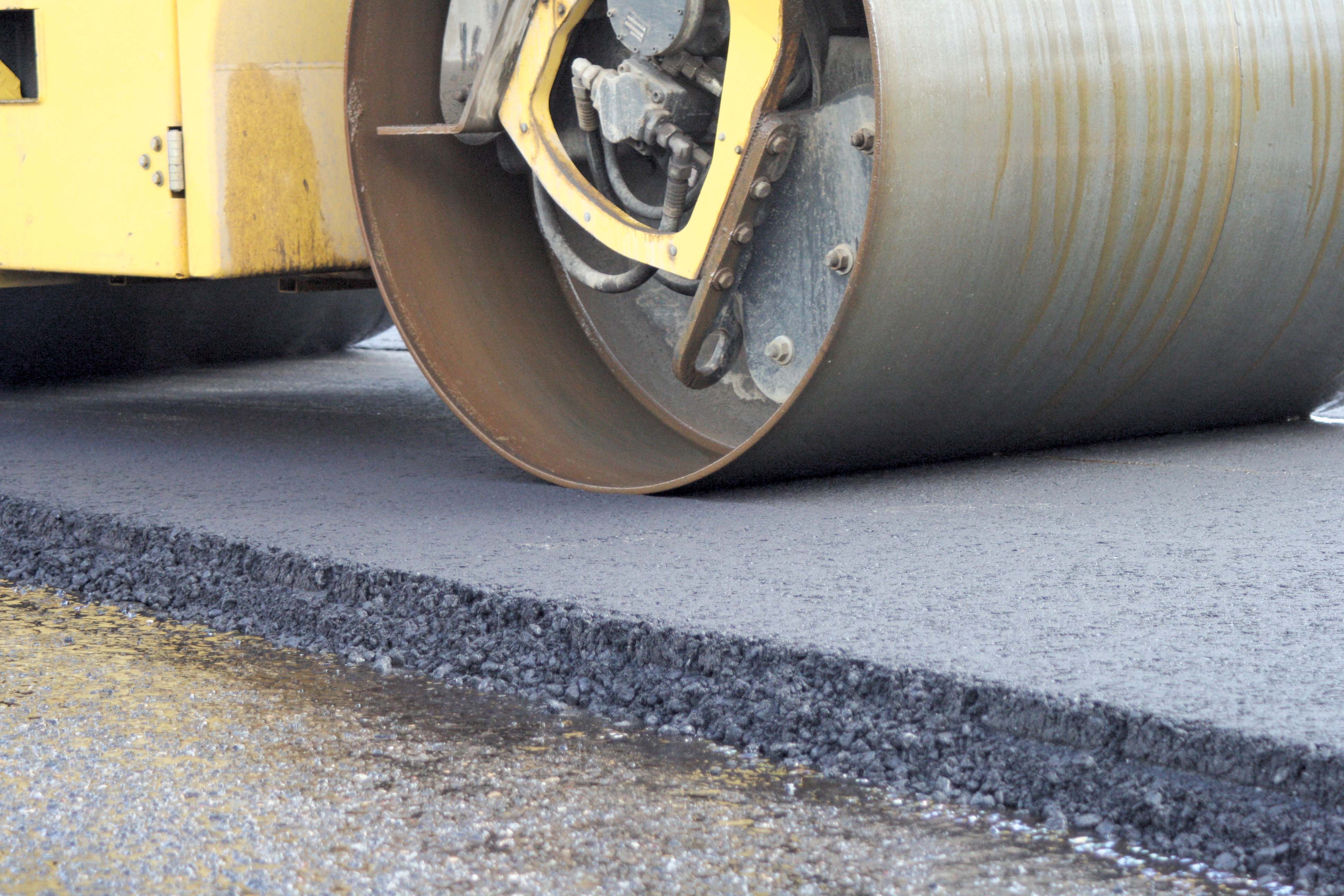 This recent road trial contains 75% Reclaimed Asphalt Pavement (RAP), enabled by Arizona Chemical’s SYLVAROAD RP 1000 Performance Additive Arizonal Chemical Asphalt Pavement