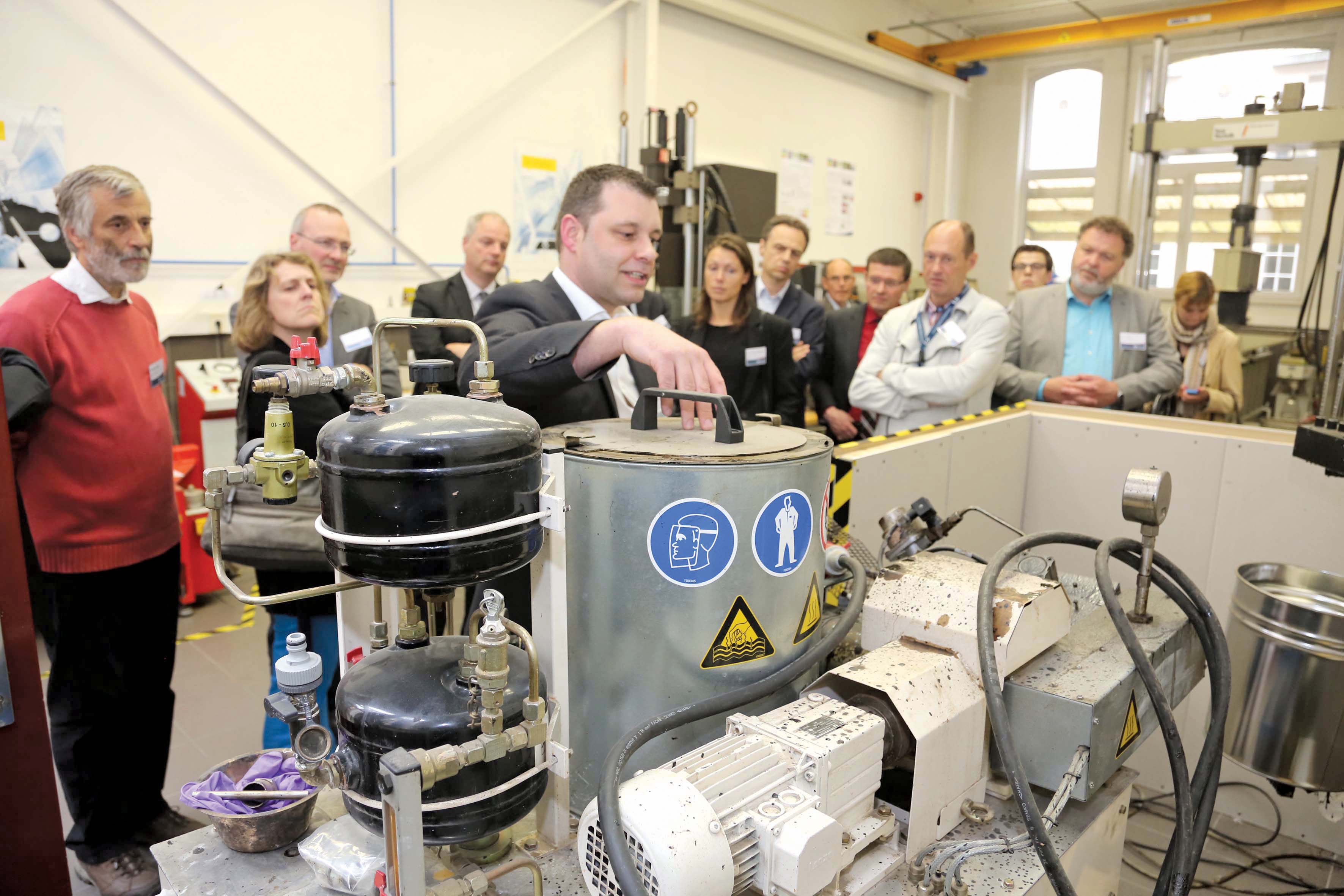 The new laboratory will have access to various sources of funding for research programmes Nynas Labortaory collabortaion