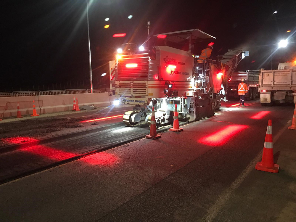 With the machine control technology, the milling machine was able to cut accurately to the correct depth, allowing the precise thickness of asphalt to be paid on top
