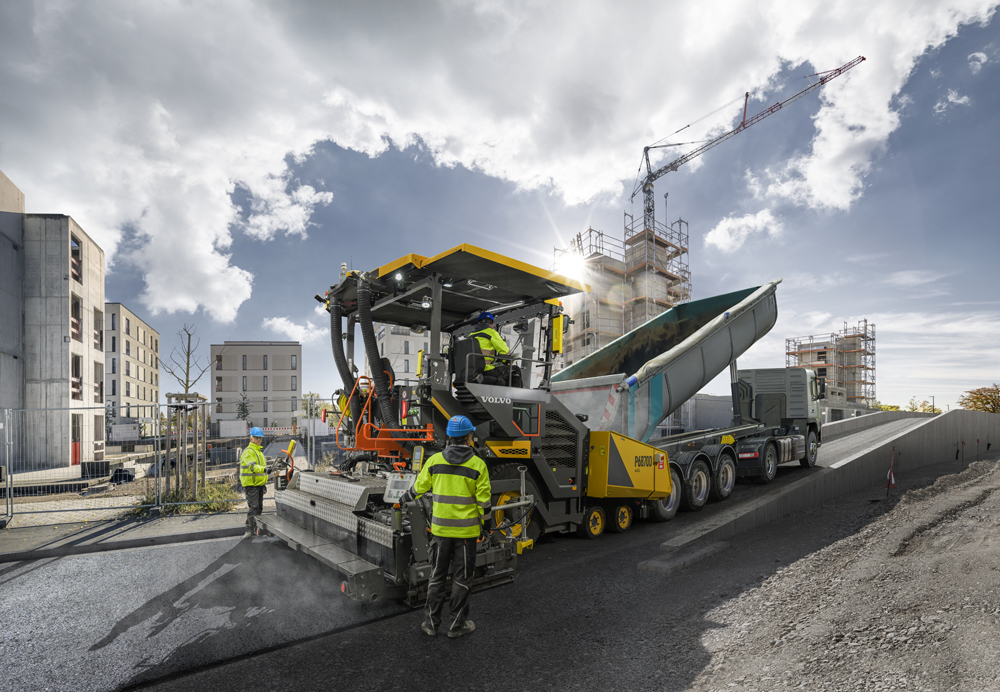 Volvo CE’s P6870D ABG wheeled paver