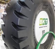 INTERMAT 2015 Preview BKT tyre 