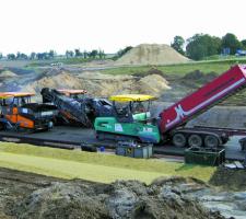 MOBA paving operation 