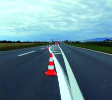 installed markings in the centreline