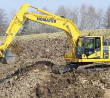Komatsu’s PC210LC-11 excavator
