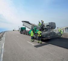 SprayJet machine from Vögele 