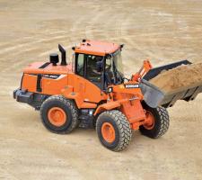 Doosan DL220 wheeled loader 