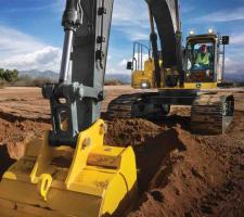 John Deere’s 470G LC excavator
