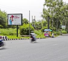 India_Delhi_FIA_Near Railway Raod Bridge BQS_HR.JPG