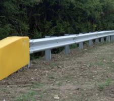 crash cushion barrier