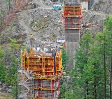 PERI climbing formwork