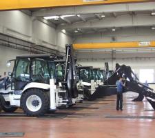 Hidromek backhoe loader