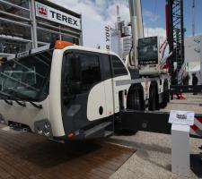 Terex Challenger 3160 crane, live at INTERMAT 2012