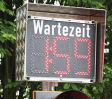 temporary traffic light with countdown system