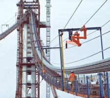 Hauling the pre-formed cable strand 