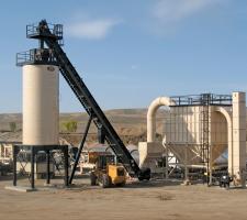 An ADM drag slat conveyor
