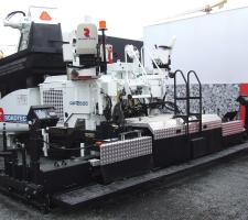 Roadtec’s RP-2505 paver 