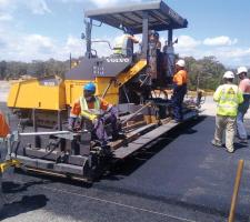 Volvo 7820B paver