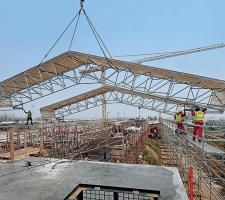 LGS weather protection roof on Vistula bridge 